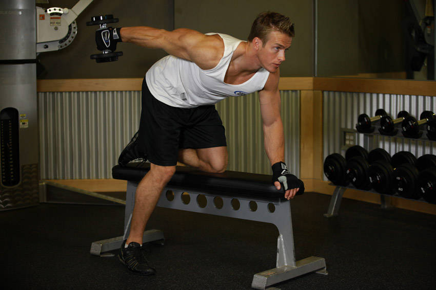 Kickback triceps